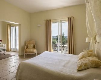 Hotel Restaurant Le Clos De Pradines - Uzès