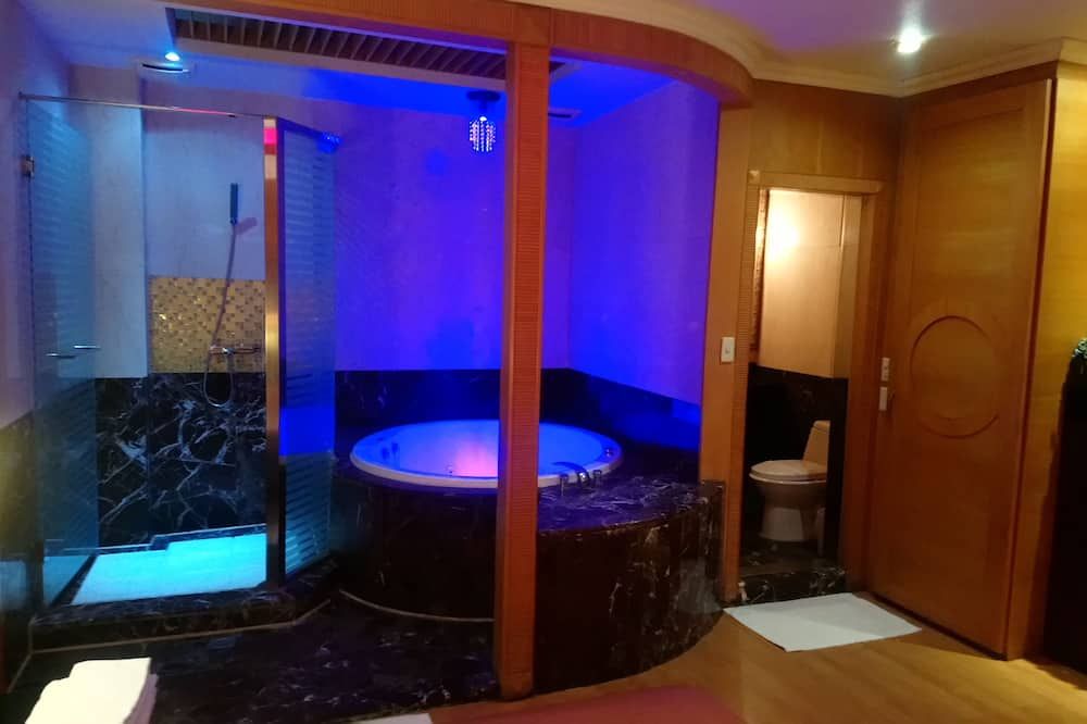 Roman Vacation Motel - טאיצ'ונג - ספא