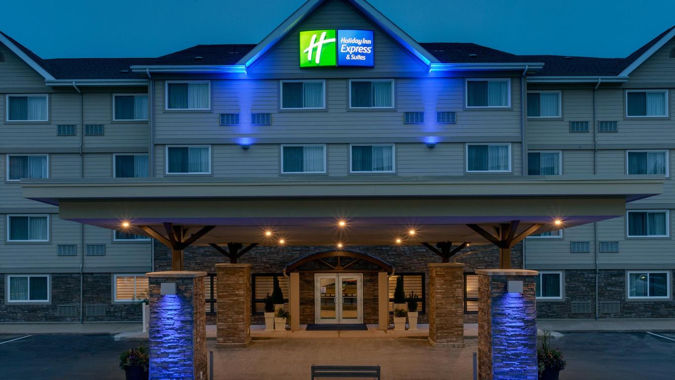 Holiday Inn Express & Suites Fredericton By IHG
