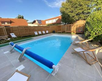 Pension Günther - Graz - Pool