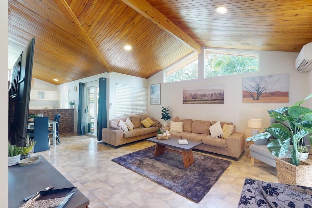 Winterbrook' - Caboolture - Living room