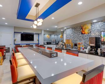 Comfort Inn & Suites - Memphis - Restaurant