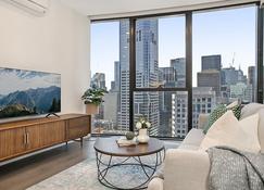 Modern City Apartment With Stunning Cbd Views - 墨爾本 - 客廳