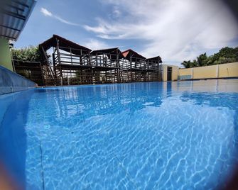 Selvam Residency - Tuticorin - Zwembad