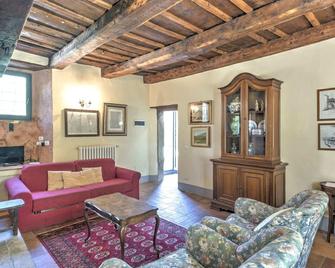 Comfortable Home in San Godenzo near Lake - San Godenzo - Sala de estar