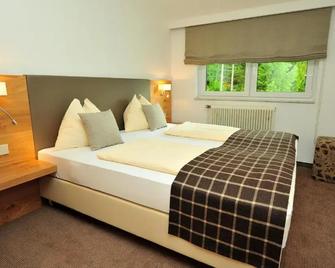 Hotel-Gasthof Strasswirt - Hermagor - Camera da letto