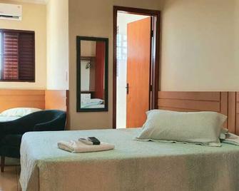 Colorado Plaza Hotel - Rio Verde - Habitación