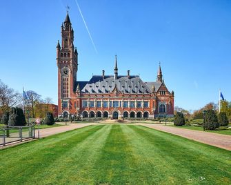 Paleis Hotel - The Hague - Outdoor view