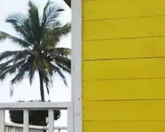 La Casa Amarilla (Sobre las playas del mar Caribe) - San Bernardo del Viento - Vista del exterior