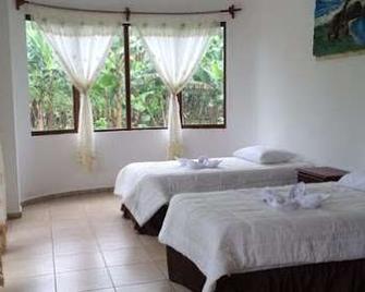 Casa Natura Galapagos Lodge - Puerto Ayora - Bedroom