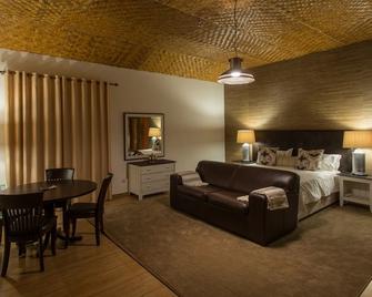 Resort Cuebe Lodge - Menongue - Living room