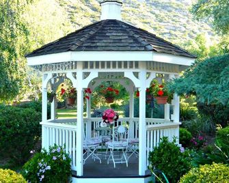 Come To San Diego! Charming Cottage In Park-Like Setting - 5 Mins From Frwy - Valley Center - Patio