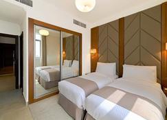 2Bedroom Apartment near Fujairah Exhibition Center - Fujairah - Bedroom