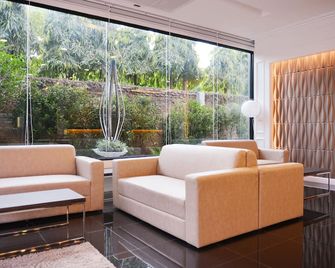 فندق Picnic Bangkok - Rang Nam - بانكوك - غرفة معيشة