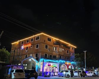 Tana Garden Garissa - Garissa - Building