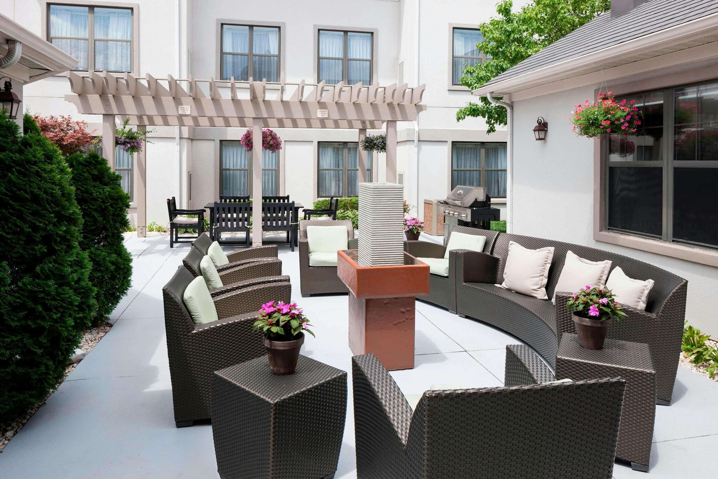 Residence Inn by Marriott Kansas City Overland Park - אוברלנד פארק - פטיו