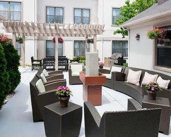 Residence Inn by Marriott Kansas City Overland Park - Overland Park - Patio