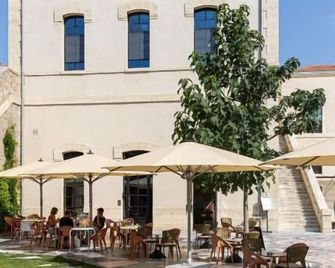 Hôtel du Parc - Arles - Terasa