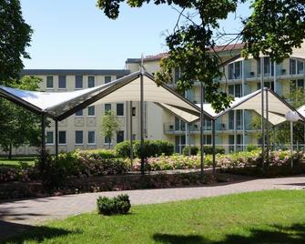 Hotel Bollmannsruh am Beetzsee - Pawesin - Edificio