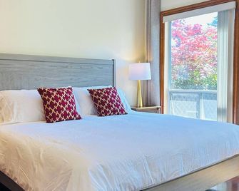 Spacious Dunbar 5BR Home 3600sq ft 3 King Beds - Vancouver - Habitación