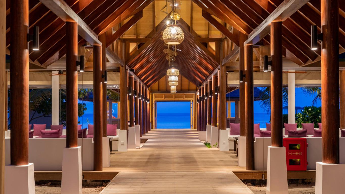Cinnamon Dhonveli Maldives
