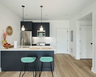 1 Bedroom with Amenities and Parking - فيلادلفيا - مطبخ