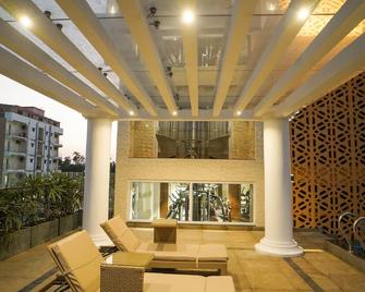 Hotel Antique Regency - ديغا - ردهة