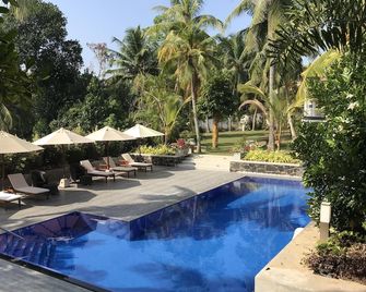 Tropical House - Jungleside Villa - Hikkaduwa - Piscine
