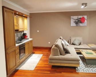 Ideally Situated Corfu Old Town Apartment - Corfu - Living room