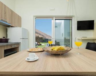 Sagma Villas - Perissa - Dining room