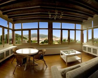 Hotel Villa Itsaso - Lekeitio - Obývací pokoj