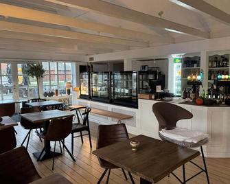 Hotel Fano Bad Luxury Property - Fano - Бар