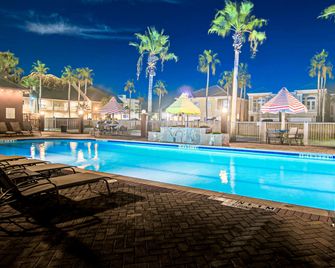 Holiday Inn Express & Suites South Padre Island By IHG - South Padre Island - Pool