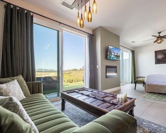 Domaine Chardonnay - Temecula - Sala de estar