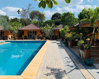 All Times Pool Villa - Ban Ta Khun - Piscina