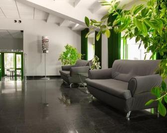 Promenada. Hotel - Radom - Salónek