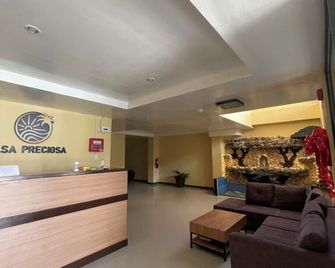 Casa Preciosa Moalboal Inn - Moalboal - Rezeption