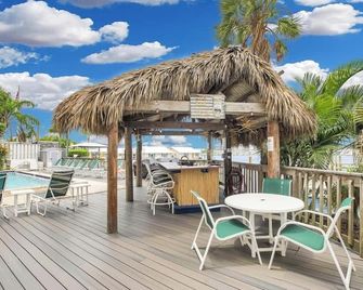 Dominica - New Waterfront Condo Pool Dock 2 Bedroom 2 Bathroom - Key West - Innenhof