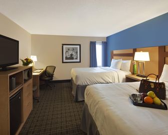 Canadas Best Value Inn Toronto - Toronto - Habitación