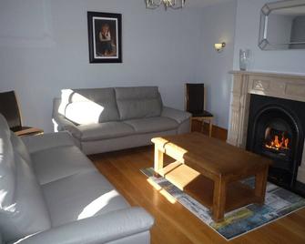 Derryleigh House - Millstreet - Living room