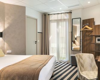 Hôtel Locarno - Nice - Bedroom