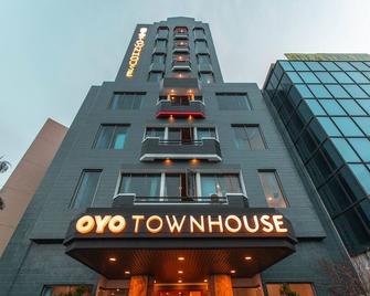 Atlantic Hotel - Yakarta - Edificio