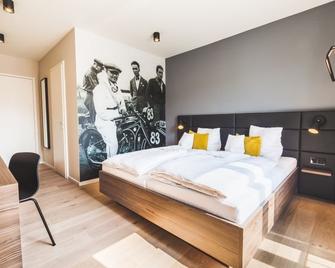 Hotel Garni Maximilian - Dingolfing - Bedroom