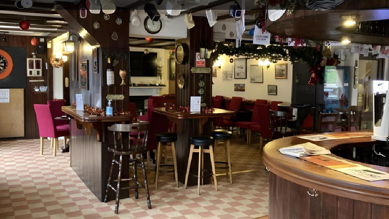 Weatherbury Hotel
