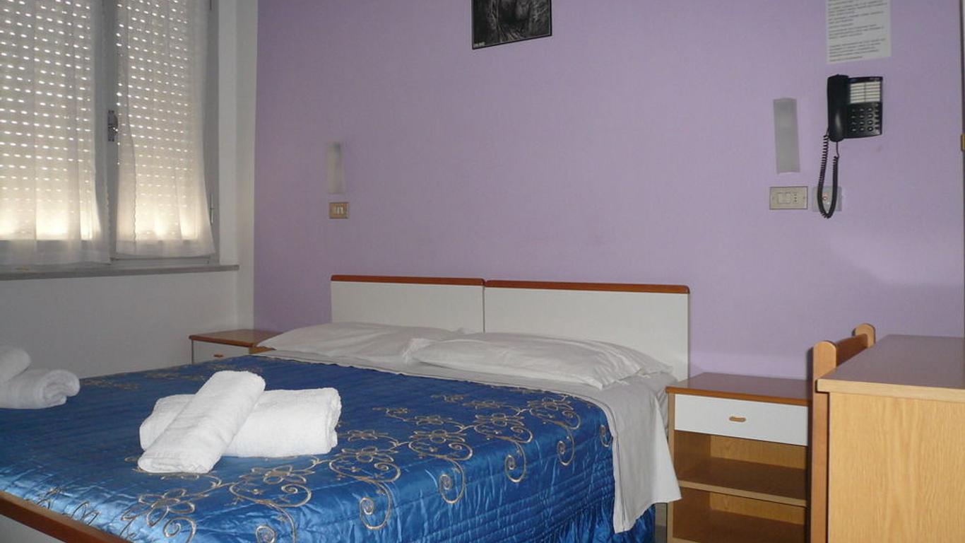 Hotel Pigalle