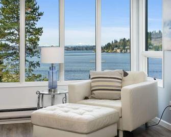 124 -Relaxing Lakeside Haven - Renton