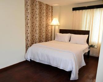 Creek Hotel - Panaji - Panaji - Bedroom