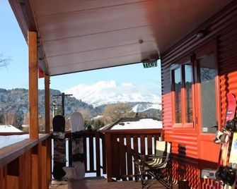 Canoe Safaris Lodge - Ohakune - Balcon
