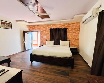 Tiger Safari Resort, Ranthambhore - Sawāi Mādhopur - Soveværelse