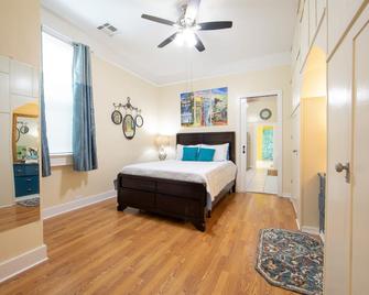 Location,location! 5 Star Reviews For 11 Yrs Close To The Fq The Gabrielle Grace - New Orleans - Bedroom